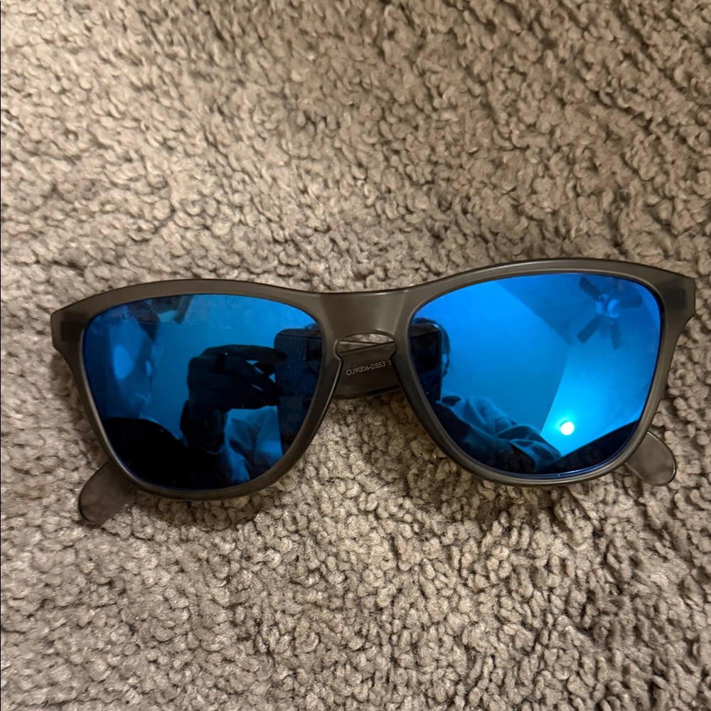 Oakley Dark Frame with Vibrant Blue Lenses Sunglasses